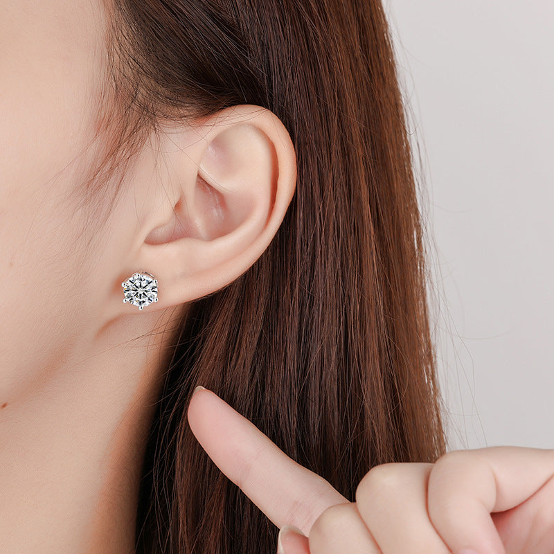Solenne Studs